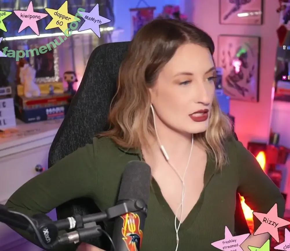 BasicWitGirl nude photo #0217 (tbhlessbasic)