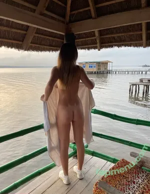  nude photo #0001