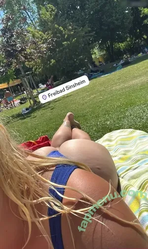  nude photo #0001