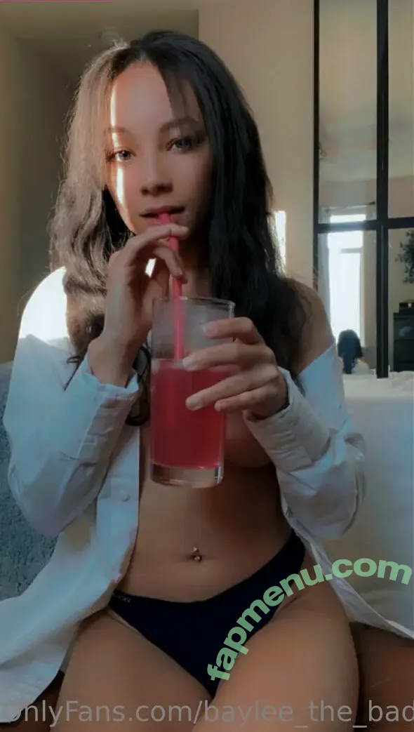 baylee_the_baddie nude photo #0013 (the.baylee)