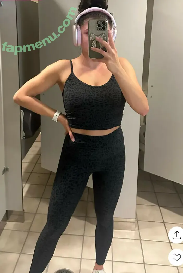 BAYLEEMARTIN nude photo #0012 (bayleemartinn)