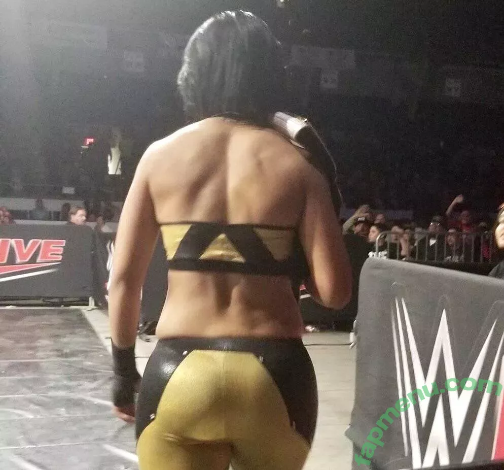 Bayley nude photo #0024 (Pamela Rose Martinez / bayley.r / itsmebayley)