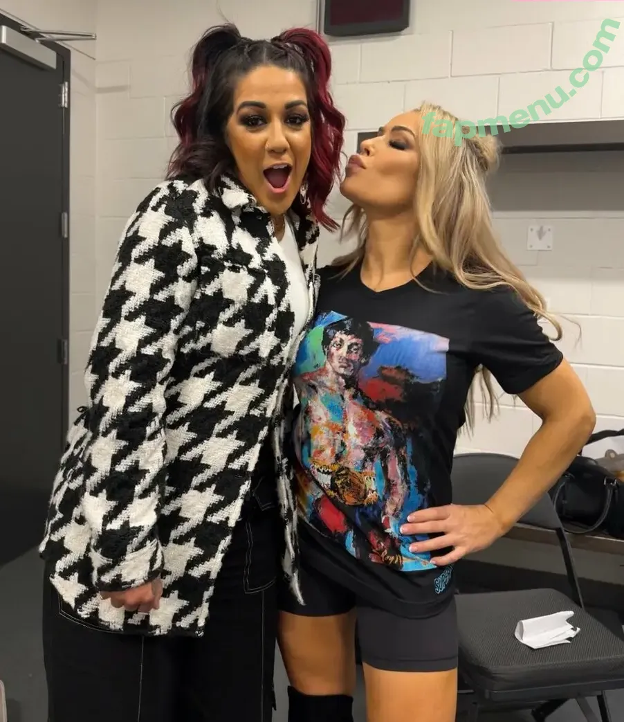 Bayley nude photo #0628 (Davina Rose / bayley.r / itsmebayley)