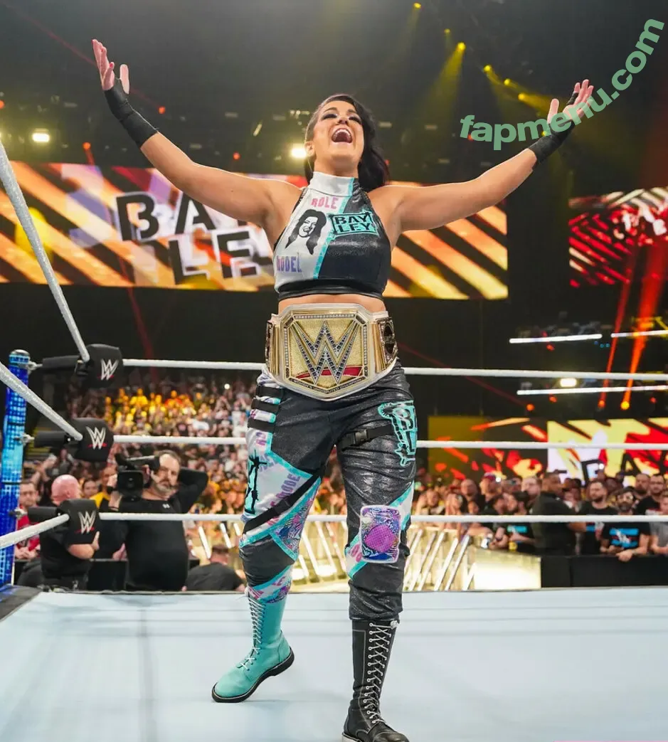 Bayley nude photo #0706 (Davina Rose / bayley.r / itsmebayley)