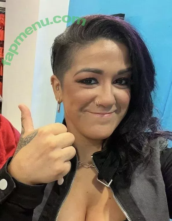 Bayley nude photo #0844 (Pamela Rose Martinez / bayley.r / itsmebayley)
