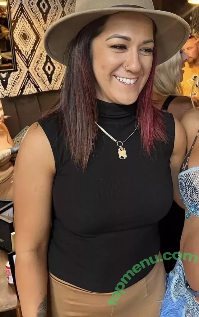 Bayley nude photo #0854 (Pamela Rose Martinez / bayley.r / itsmebayley)