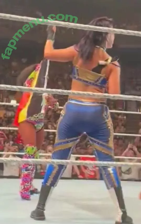 Bayley nude photo #1019 (Pamela Rose Martinez / bayley.r / itsmebayley)