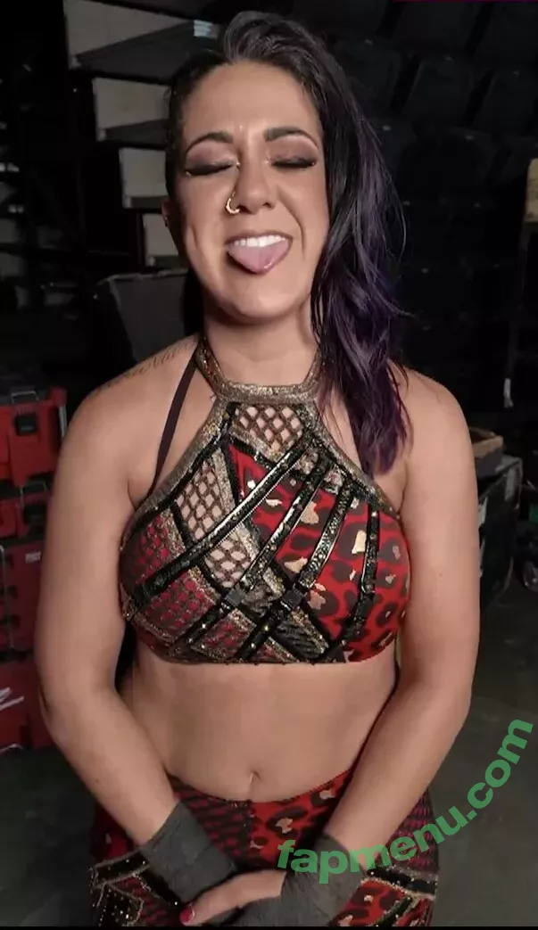 Bayley nude photo #1092 (Pamela Rose Martinez / bayley.r / itsmebayley)