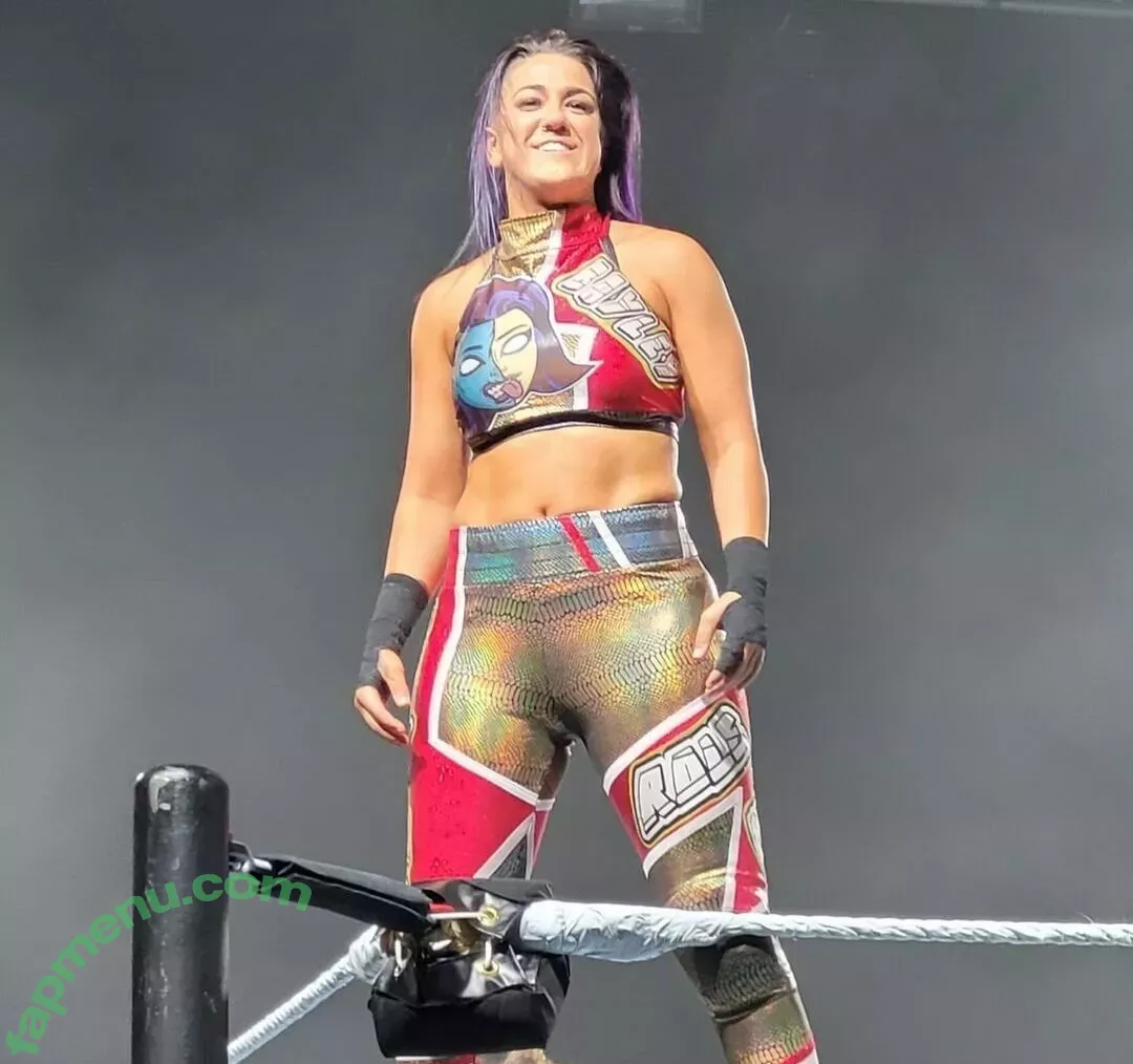 Bayley nude photo #1130 (Pamela Rose Martinez / bayley.r / itsmebayley)