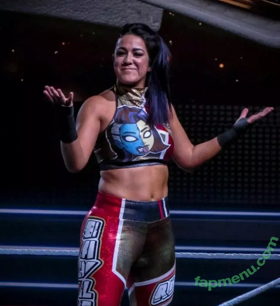 Bayley nude photo #1134 (Pamela Rose Martinez / bayley.r / itsmebayley)