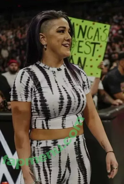 Bayley nude photo #1187 (Pamela Rose Martinez / bayley.r / itsmebayley)