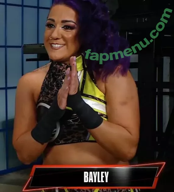 Bayley nude photo #1272 (Pamela Rose Martinez / bayley.r / itsmebayley)