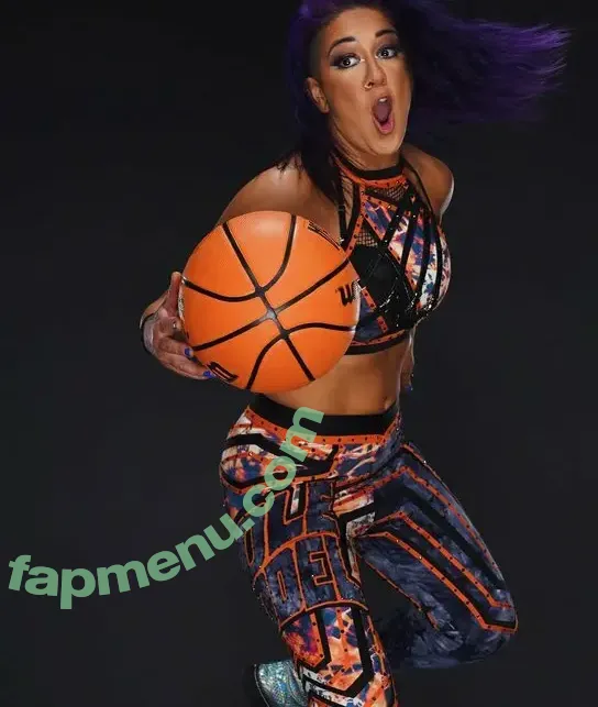 Bayley nude photo #1319 (Pamela Rose Martinez / bayley.r / itsmebayley)