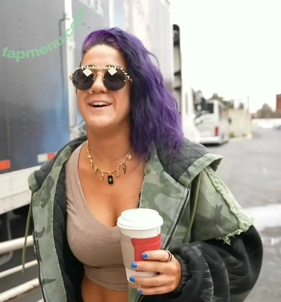 Bayley nude photo #1352 (Pamela Rose Martinez / bayley.r / itsmebayley)