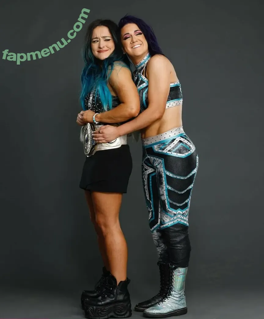 Bayley nude photo #1407 (Pamela Rose Martinez / bayley.r / itsmebayley)