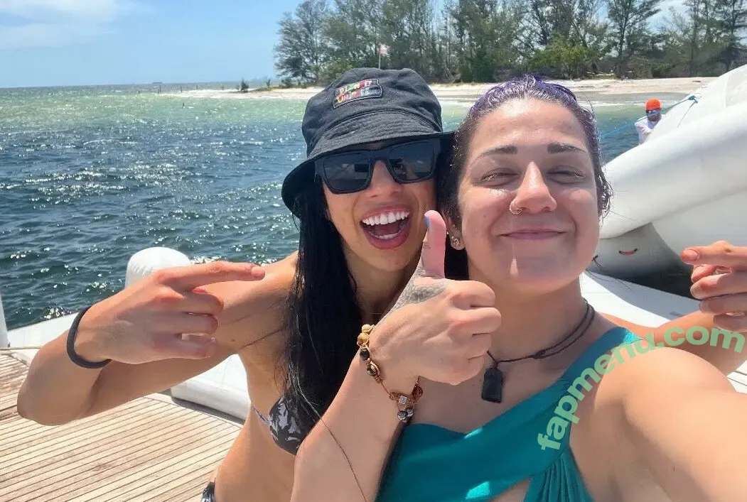Bayley nude photo #1442 (Pamela Rose Martinez / bayley.r / itsmebayley)
