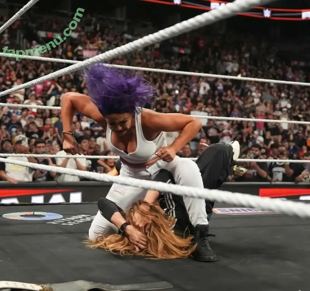 Bayley nude photo #1465 (Pamela Rose Martinez / bayley.r / itsmebayley)