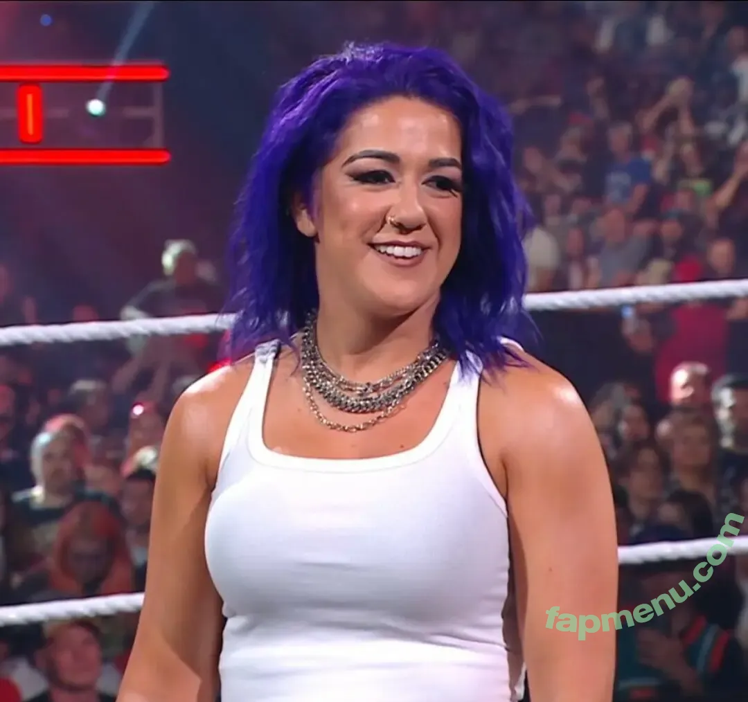 Bayley nude photo #1492 (Pamela Rose Martinez / bayley.r / itsmebayley)