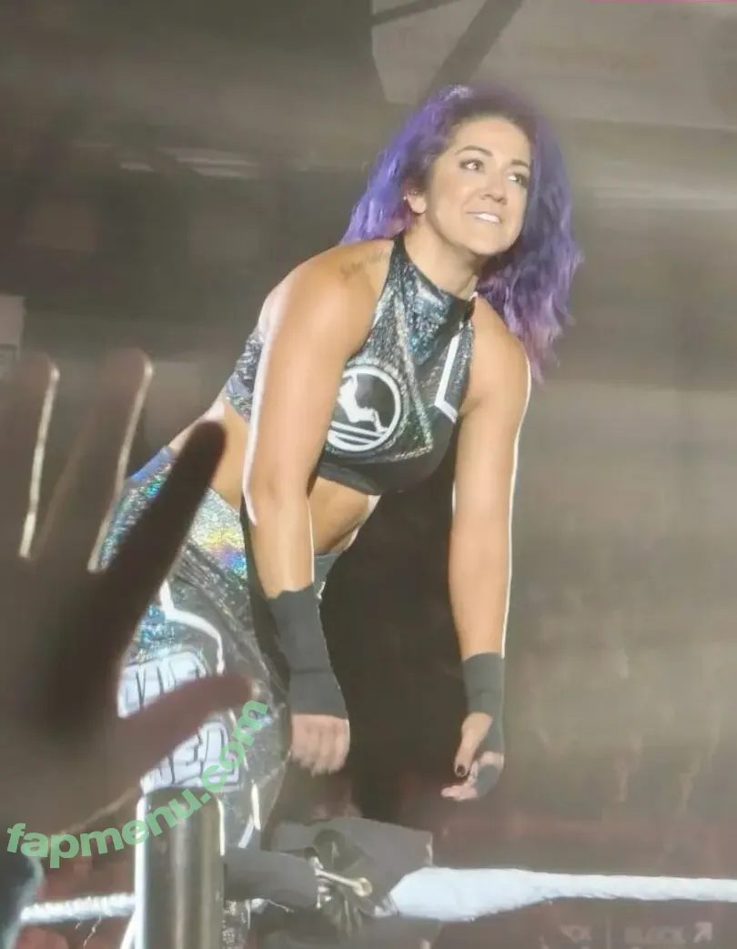 Bayley nude photo #1599 (Pamela Rose Martinez / bayley.r / itsmebayley)