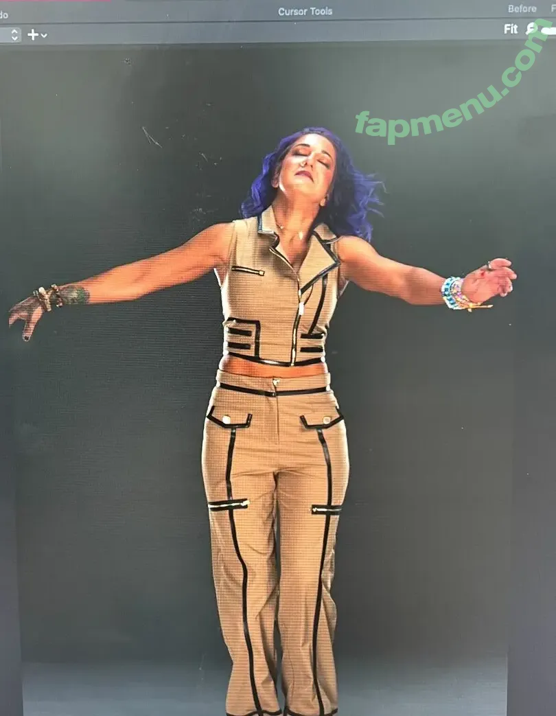 Bayley nude photo #1607 (Pamela Rose Martinez / bayley.r / itsmebayley)