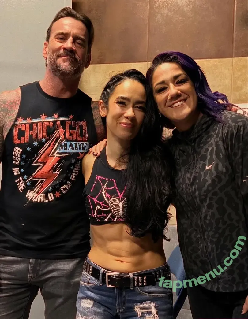 Bayley nude photo #1616 (Pamela Rose Martinez / bayley.r / itsmebayley)