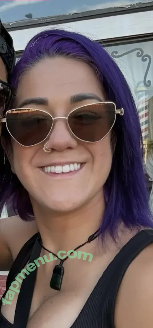 Bayley nude photo #1644 (Pamela Rose Martinez / bayley.r / itsmebayley)
