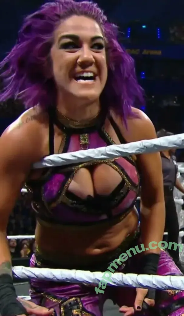 Bayley nude photo #1704 (Pamela Rose Martinez / bayley.r / itsmebayley)