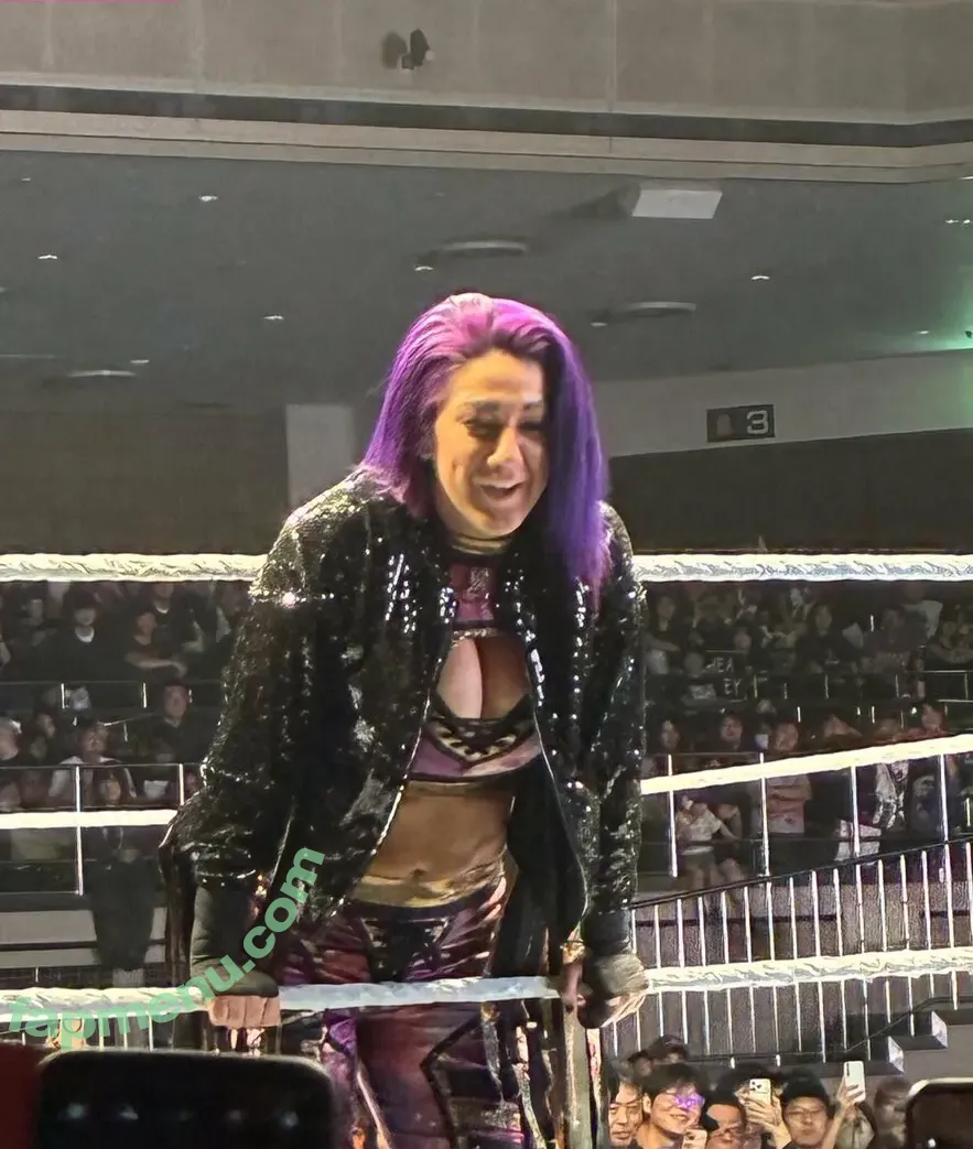 Bayley nude photo #1747 (Pamela Rose Martinez / bayley.r / itsmebayley)