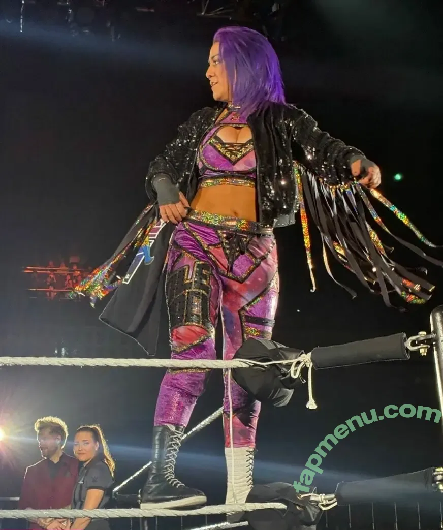 Bayley nude photo #1752 (Pamela Rose Martinez / bayley.r / itsmebayley)