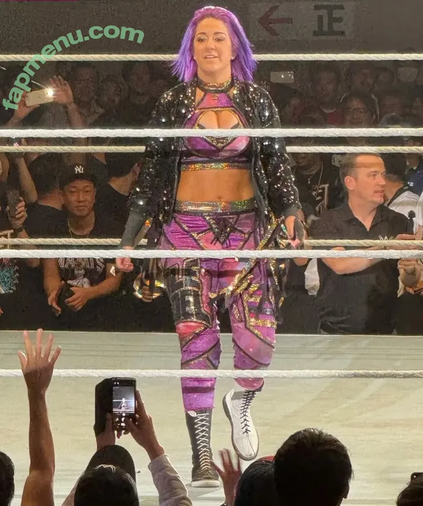 Bayley nude photo #1755 (Pamela Rose Martinez / bayley.r / itsmebayley)