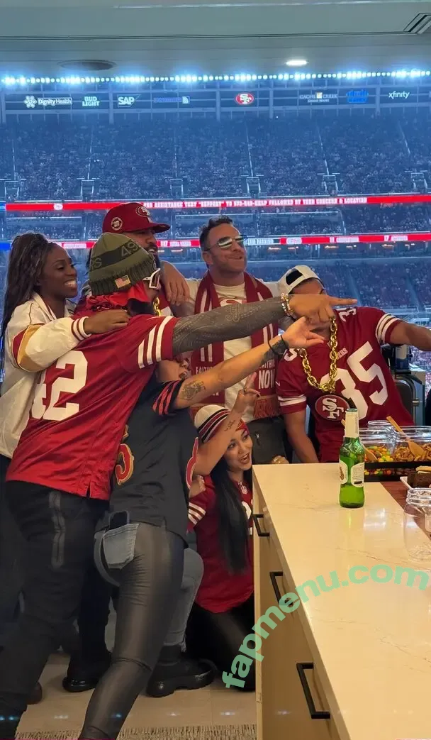 Bayley nude photo #1773 (Pamela Rose Martinez / bayley.r / itsmebayley)