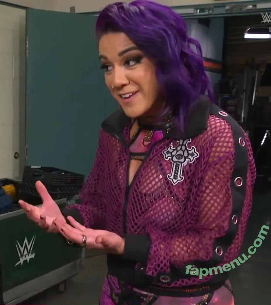 Bayley nude photo #1803 (Pamela Rose Martinez / bayley.r / itsmebayley)