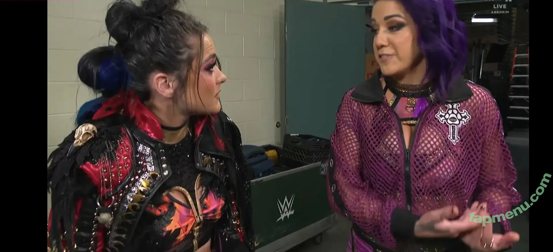 Bayley nude photo #1808 (Pamela Rose Martinez / bayley.r / itsmebayley)