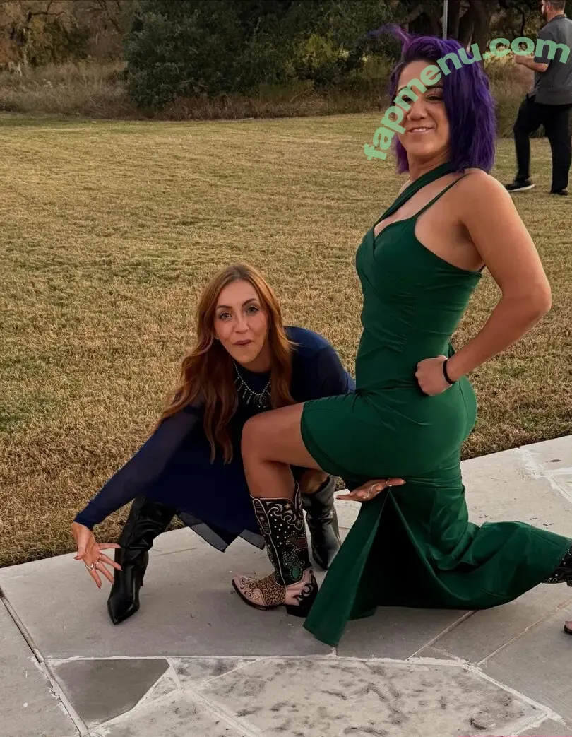 Bayley nude photo #1841 (Pamela Rose Martinez / bayley.r / itsmebayley)