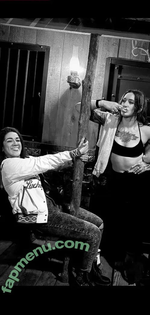 Bayley nude photo #1849 (Pamela Rose Martinez / bayley.r / itsmebayley)