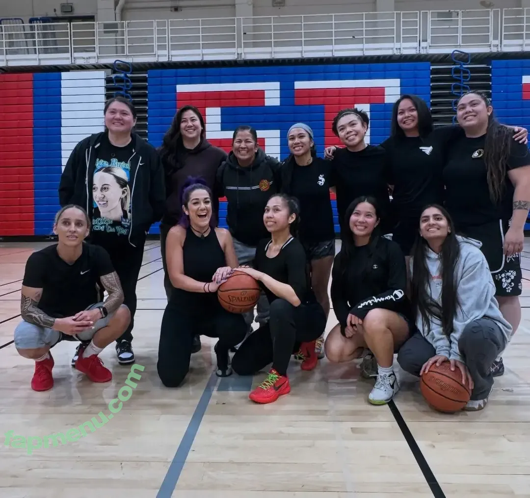 Bayley nude photo #1857 (Pamela Rose Martinez / bayley.r / itsmebayley)