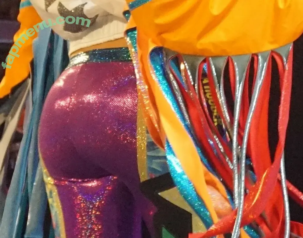 Bayley nude photo #1866 (Pamela Rose Martinez / bayley.r / itsmebayley)