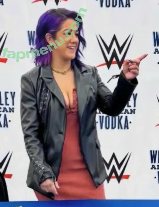 Bayley nude photo #1886 (Davina Rose / bayley.r / itsmebayley)