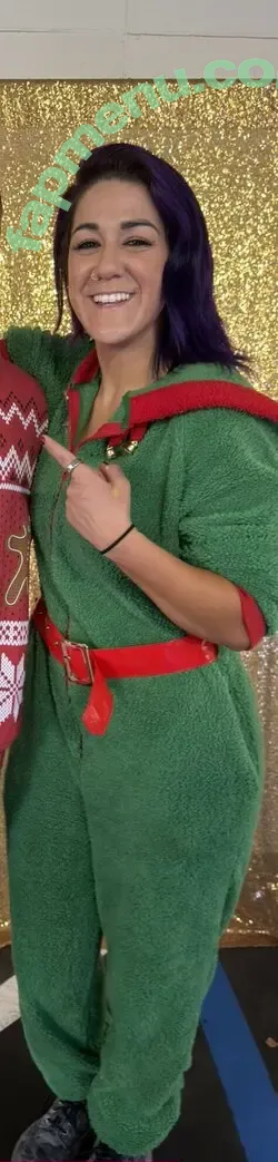 Bayley nude photo #1960 (Davina Rose / bayley.r / itsmebayley)