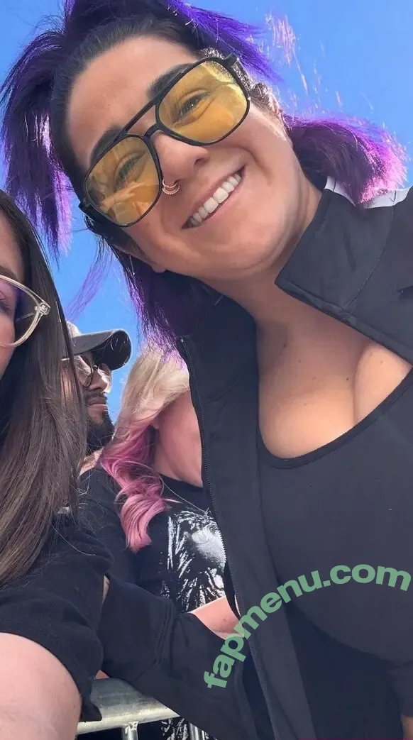 Bayley nude photo #1973 (Davina Rose / bayley.r / itsmebayley)