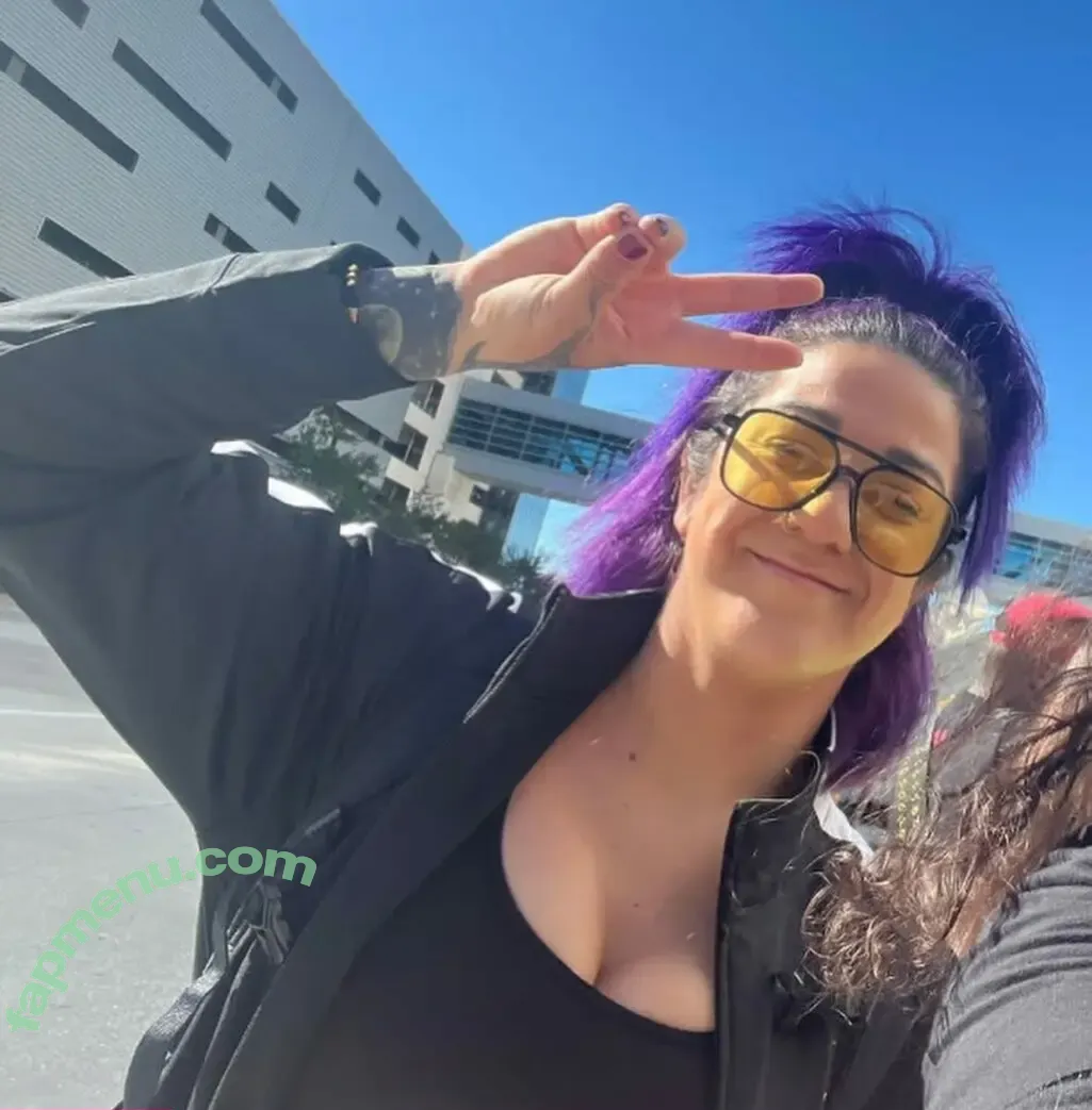 Bayley nude photo #1975 (Davina Rose / bayley.r / itsmebayley)