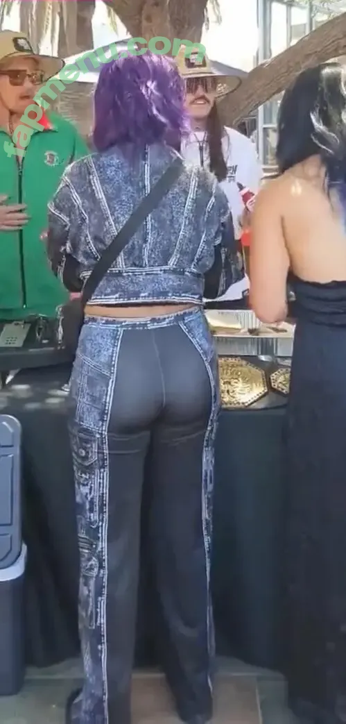 Bayley nude photo #1982 (Davina Rose / bayley.r / itsmebayley)