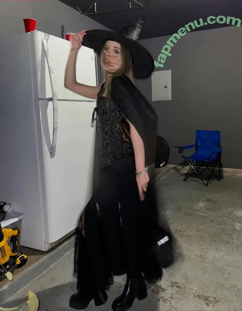 Baywitched nude photo #0014 (Baywitched)