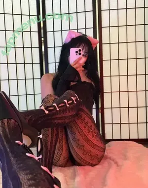 Bbaybeebirkin / beevibinn / chocoostrabieee / lilpinkiezzz / riukumabear nude photo #0307