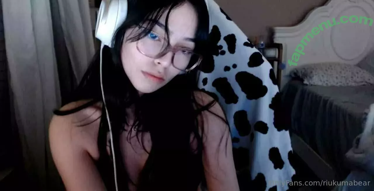 Bbaybeebirkin nude photo #0035 (beevibinn / chocoostrabieee / lilpinkiezzz / riukumabear)