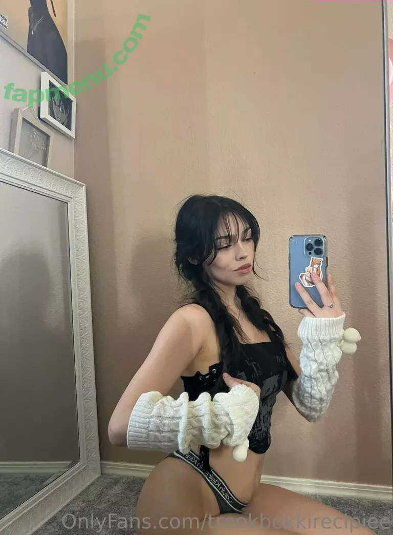 Bbaybeebirkin nude photo #0037 (beevibinn / chocoostrabieee / lilpinkiezzz / riukumabear)