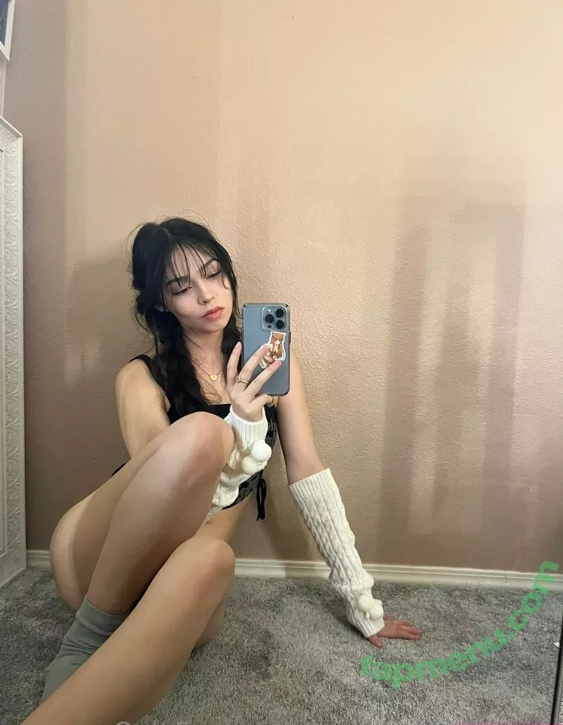 Bbaybeebirkin nude photo #0045 (beevibinn / chocoostrabieee / lilpinkiezzz / riukumabear)
