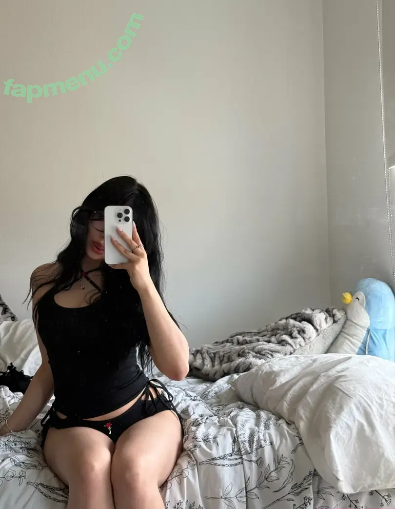 Bbaybeebirkin nude photo #0128 (beevibinn / chocoostrabieee / lilpinkiezzz / riukumabear)