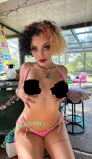  nude photo #0007