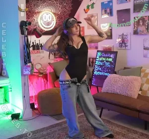 BBjess / bbjessTTV nude photo #0017